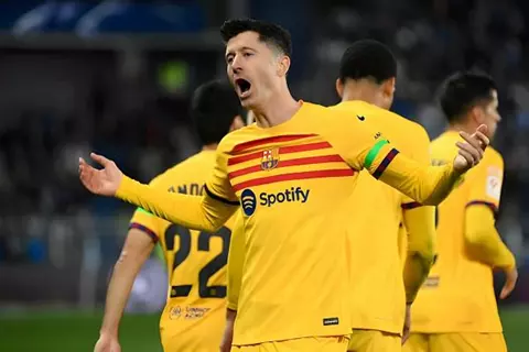 اتفاق وشيك يمهد انتقال ليفاندوفسكي إلى فنربخشة